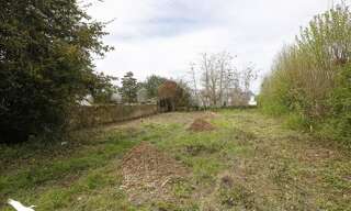 Terrain  606 m² à vendre à Saint-Cyr-sur-Loire (37540)