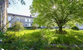 Maison 15 Pièces 440 m² à vendre à Angeac-Champagne (16130)