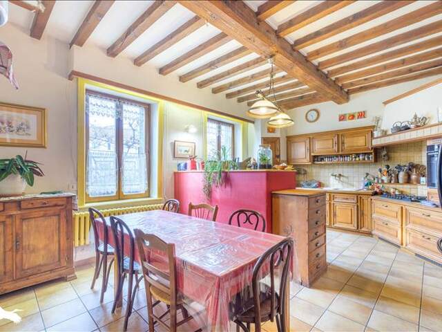 Villa de 6 pièces principales — photo du bien