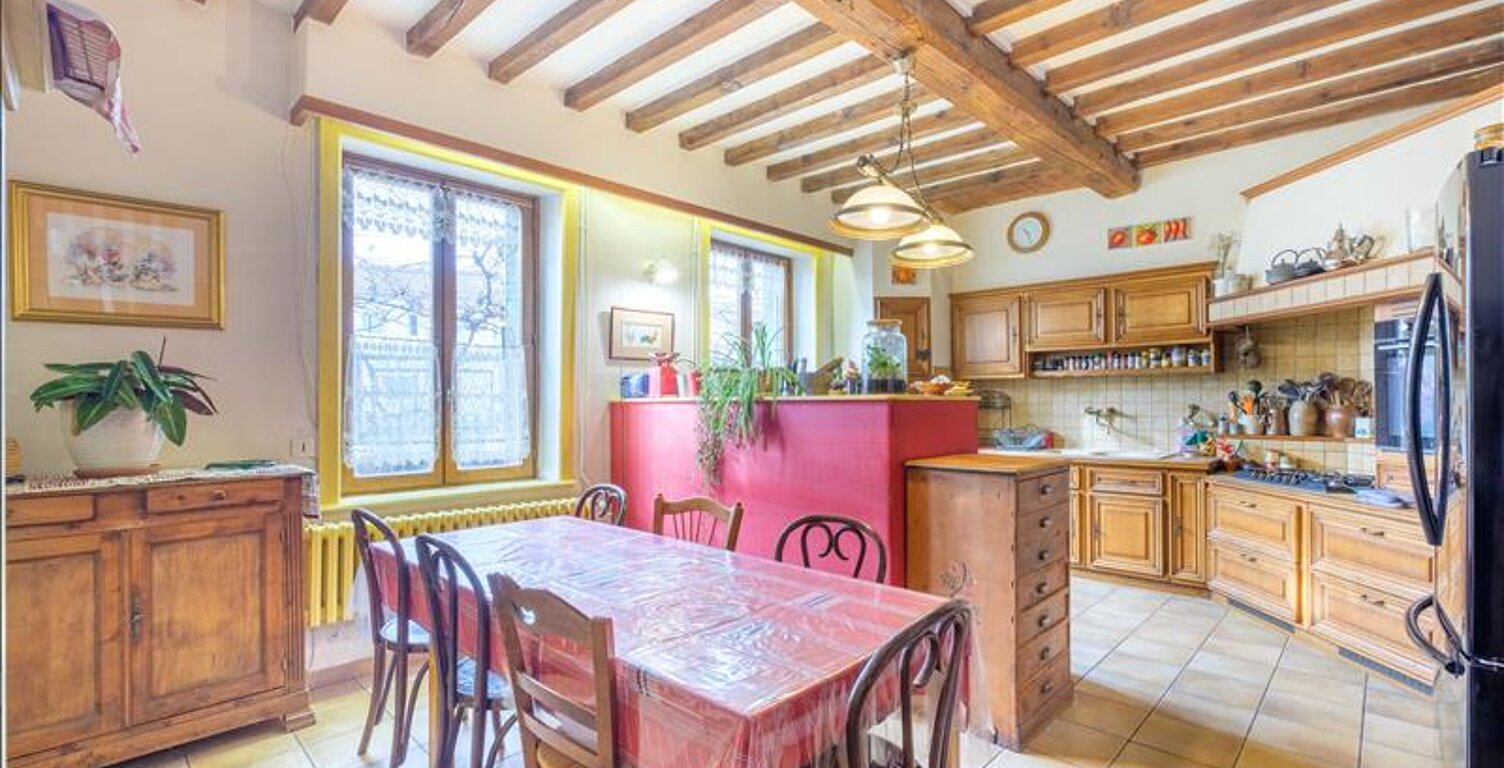 Villa de 6 pièces principales — photo 1