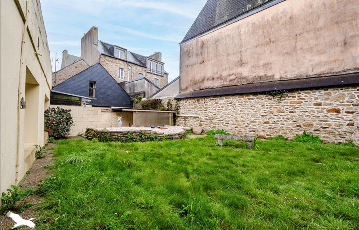 maison 11 pièces 232 m2 à vendre à Douarnenez (29100)