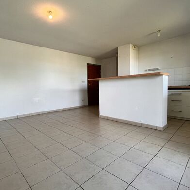 Appartement 3 pièces 76900 €