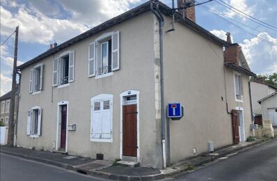 vente immeuble 129 000 € à proximité de Lussac-les-Châteaux (86320)