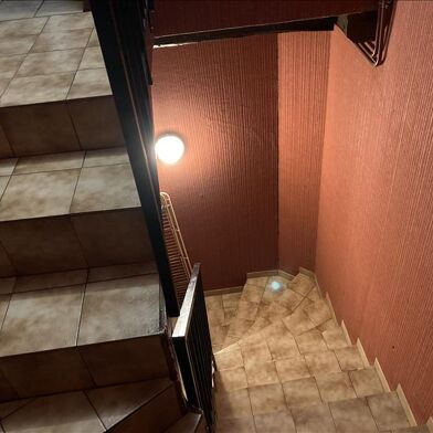 Immeuble  134375 €