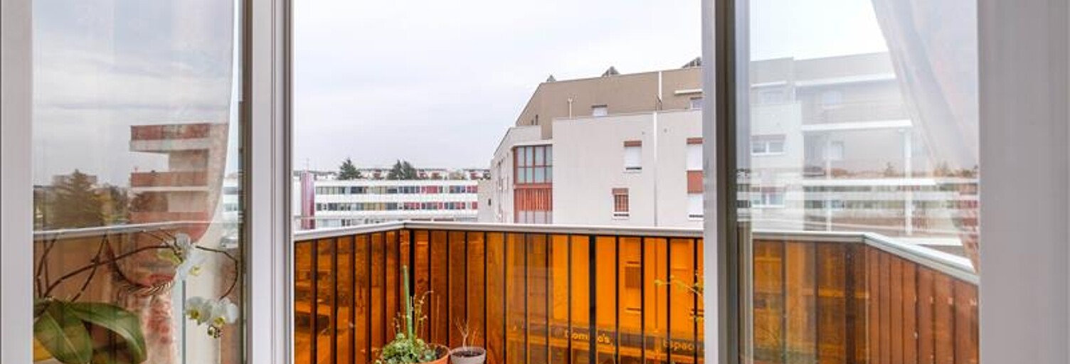 Appartement 5 Pièces 98 m² à vendre à Saint-Priest (69800)