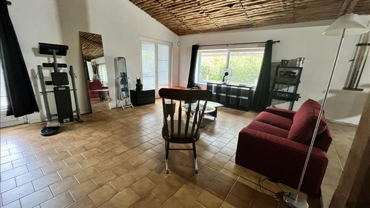 maison 6 pièces 262 m2 à vendre à Aunac-sur-Charente (16460)