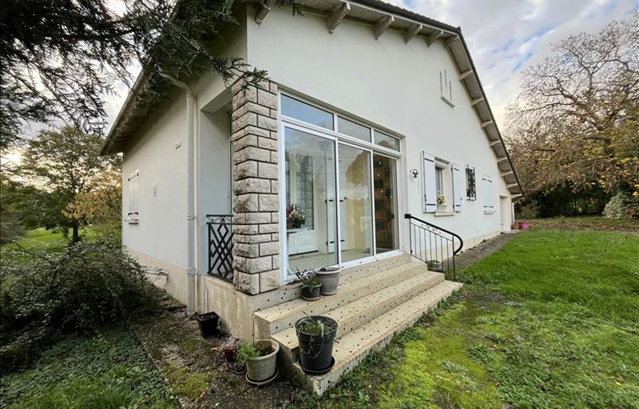 maison 6 pièces 110 m2 à vendre à Fontivillié (79500)