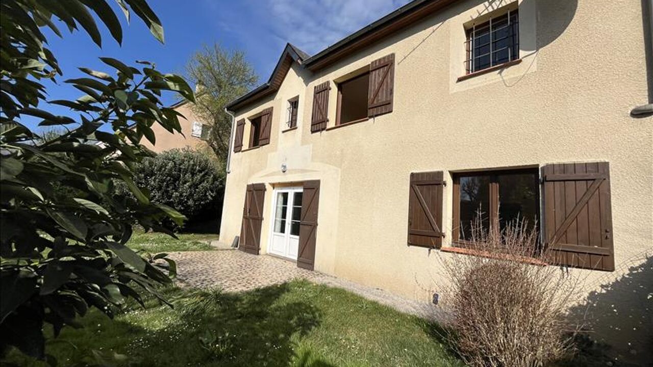 maison 7 pièces 135 m2 à vendre à Lourdes (65100)