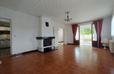 vente maison 118 800 € à proximité de Terres-de-Haute-Charente (16270)