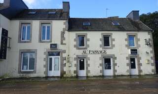 Immeuble   m² à vendre à Poullaouen (29690)