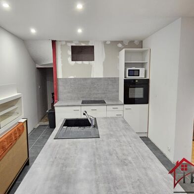 Maison 7 pièces 85000 €