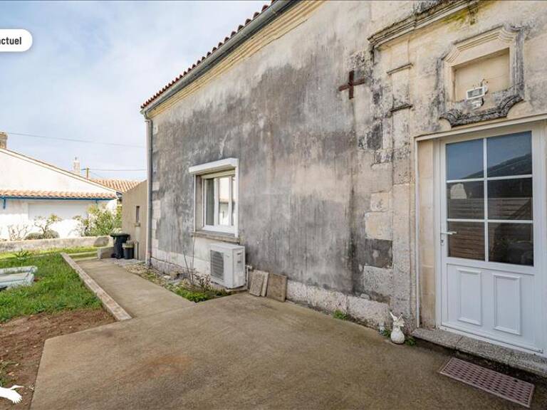 Maison en pierre de 5 pièces principales — photo 1