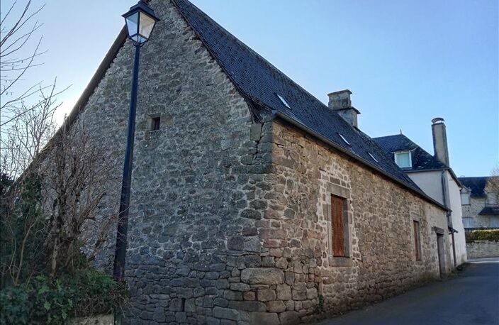 Maison en pierre de 2 pièces principales — photo 2
