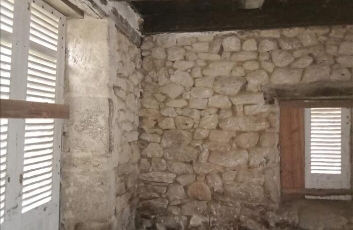 Maison en pierre de 2 pièces principales — photo 5