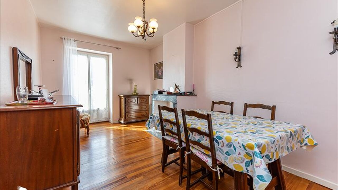 maison 6 pièces 167 m2 à vendre à Bagnères-de-Bigorre (65200)