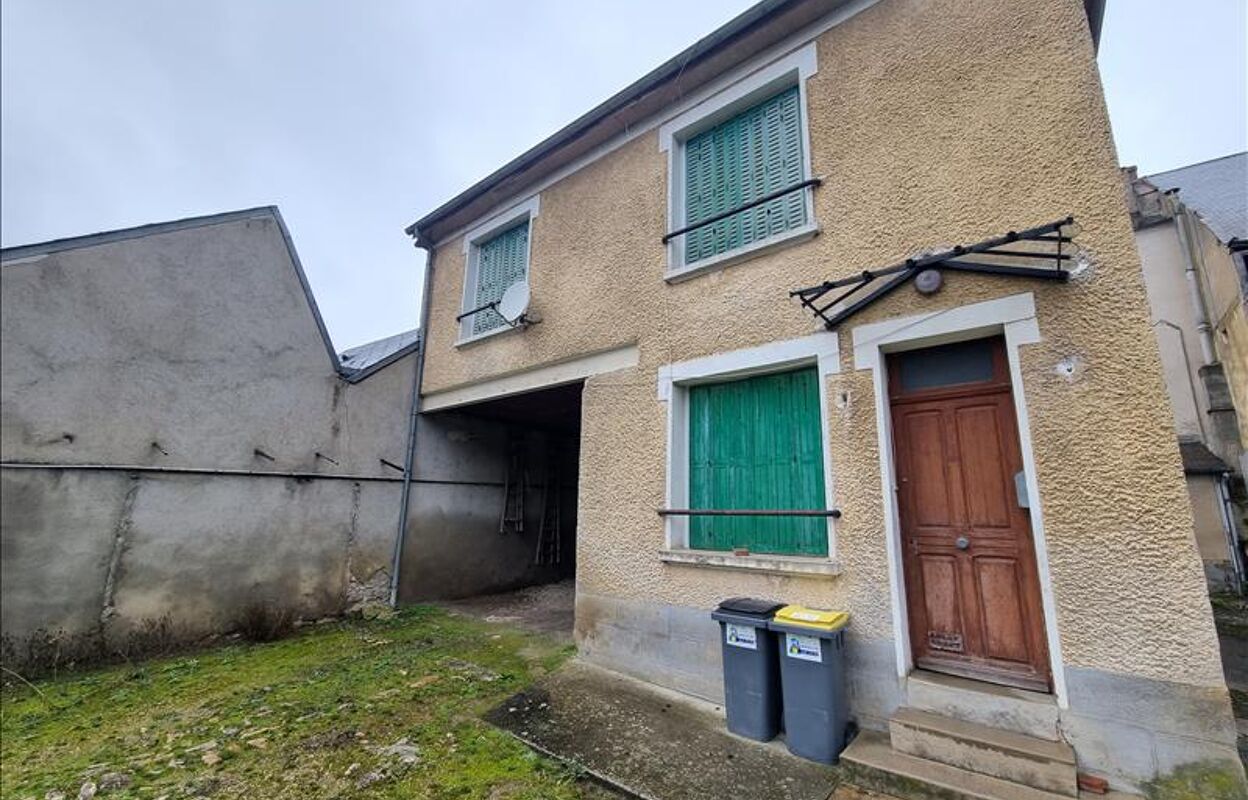 maison 3 pièces 58 m2 à vendre à Mehun-sur-Yèvre (18500)