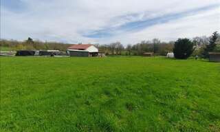Terrain  2018 m² à vendre à Rochechouart (87600)