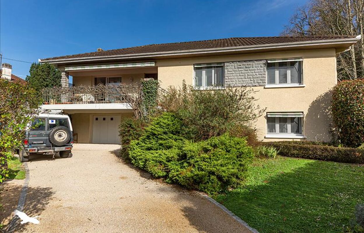 maison 7 pièces 213 m2 à vendre à Jurançon (64110)
