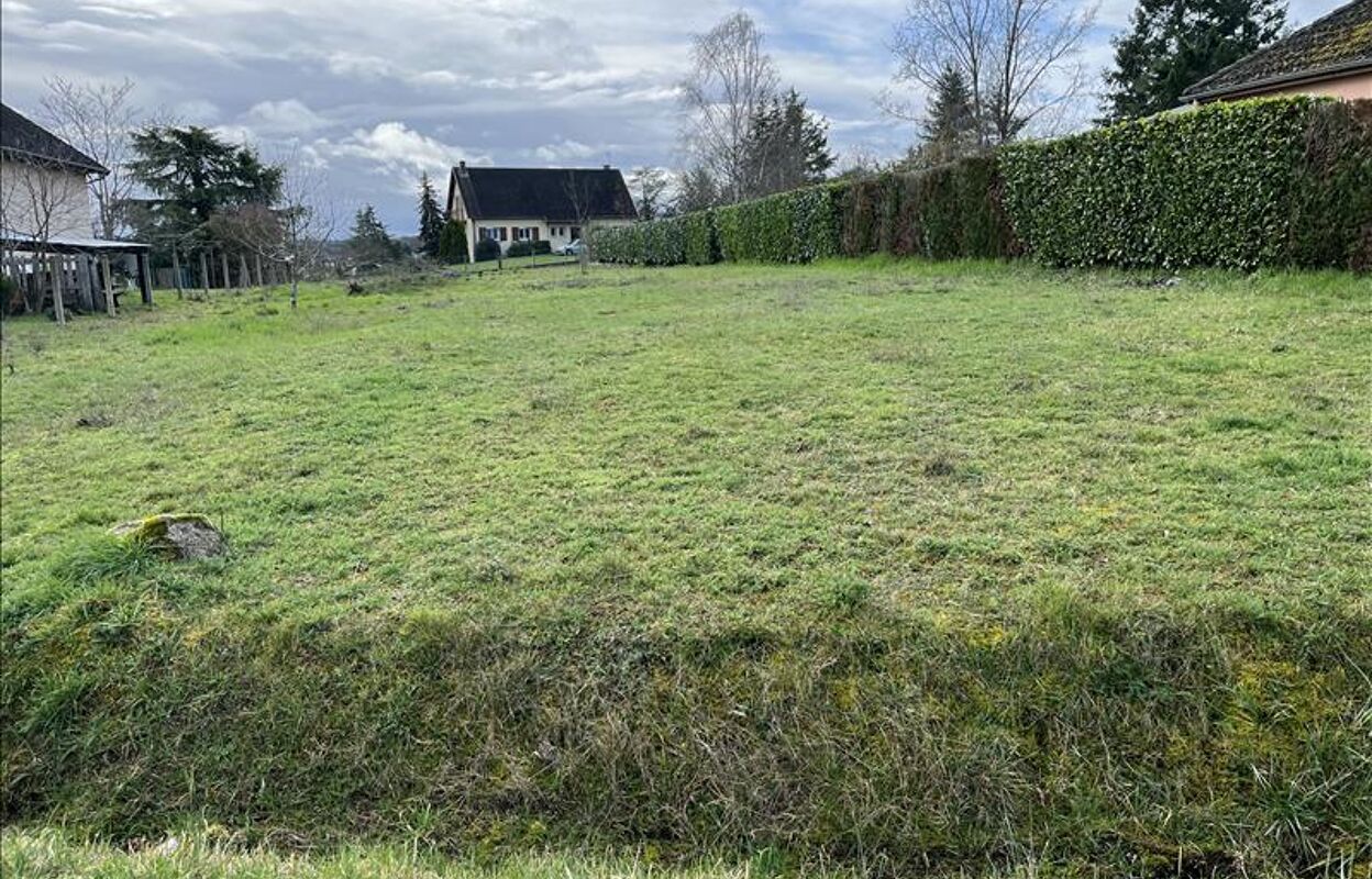 terrain  pièces 1300 m2 à vendre à Huriel (03380)