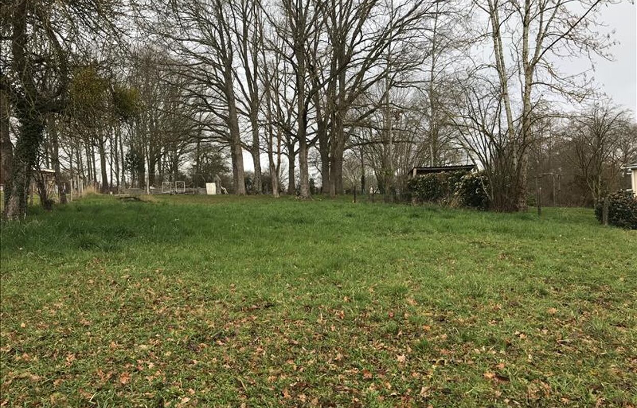 terrain  pièces 1110 m2 à vendre à Domérat (03410)