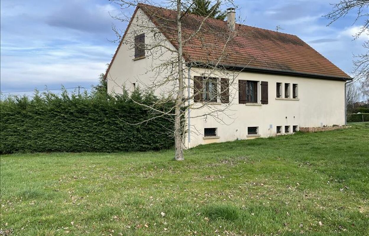 maison 7 pièces 180 m2 à vendre à Huriel (03380)