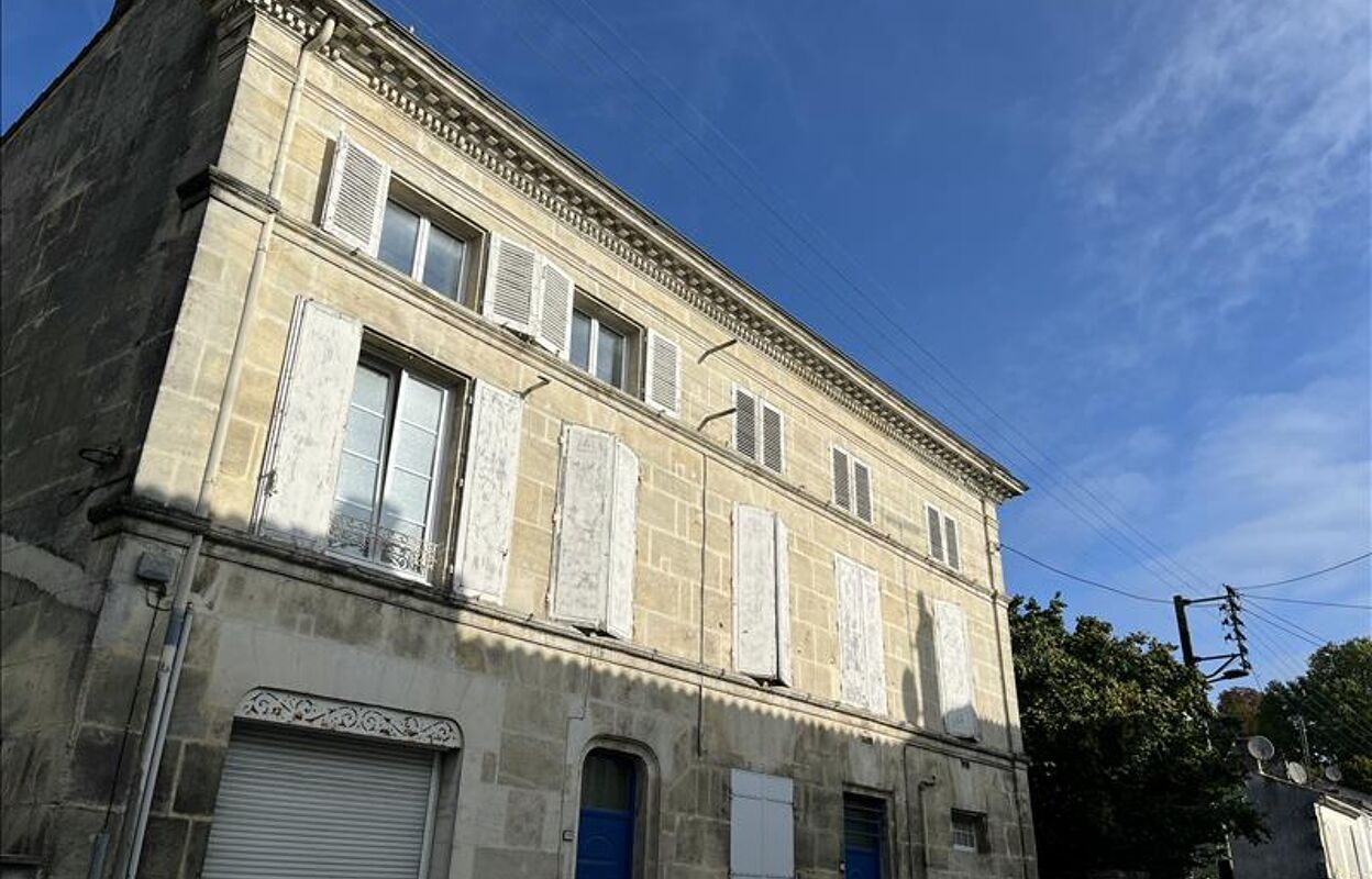 maison 9 pièces 330 m2 à vendre à Cognac (16100)