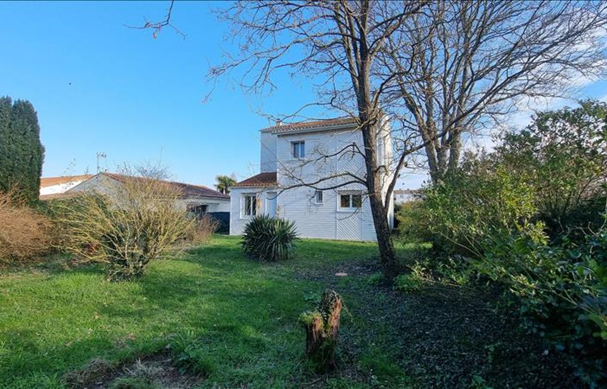 maison 5 pièces 122 m2 à vendre à Tonnay-Charente (17430)