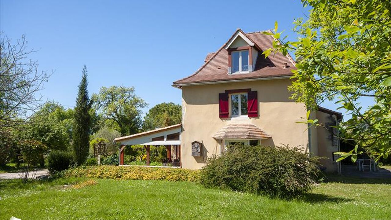 maison 9 pièces 235 m2 à vendre à Ribérac (24600)