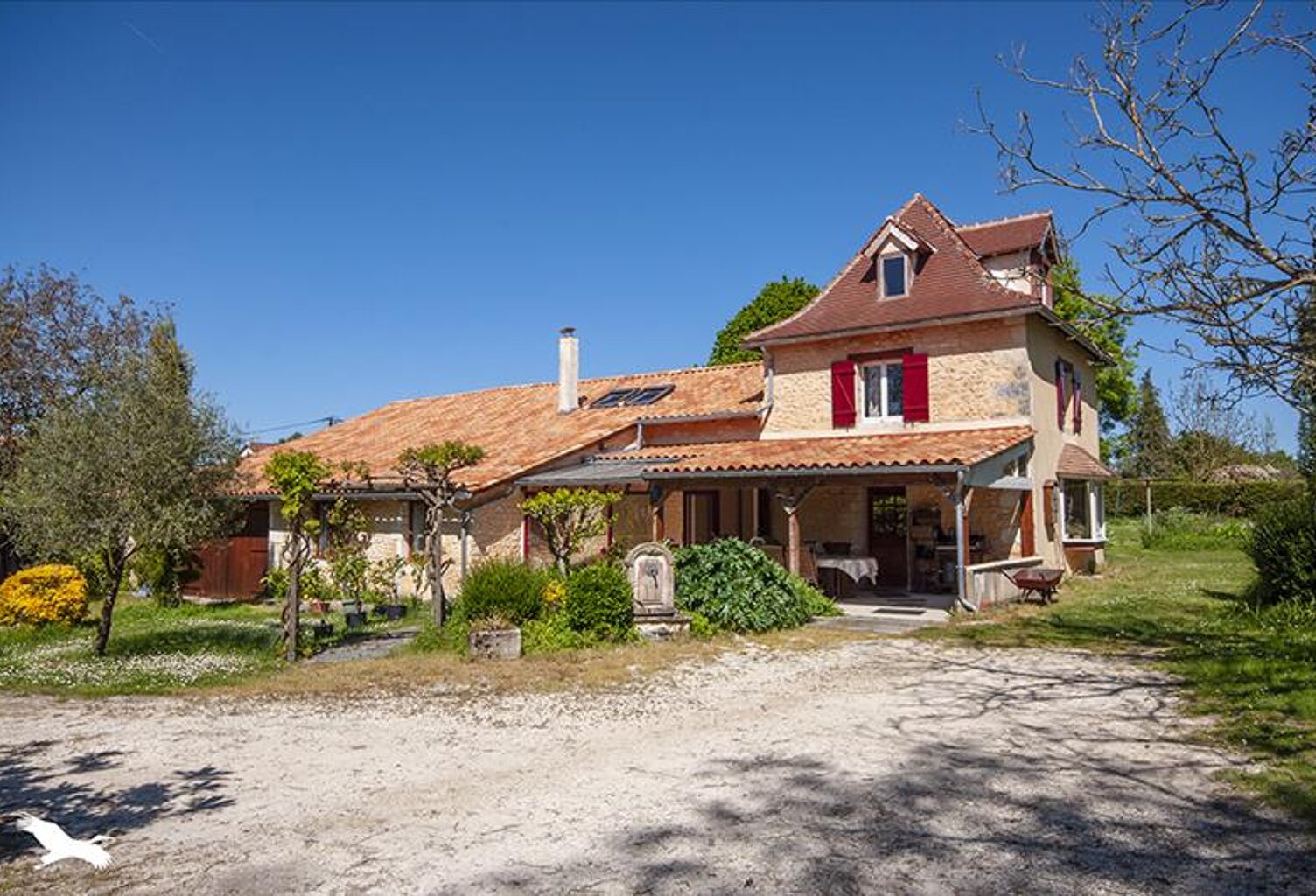 Vente maison 9 pièces 235 m² Ribérac (24600) — photo 1