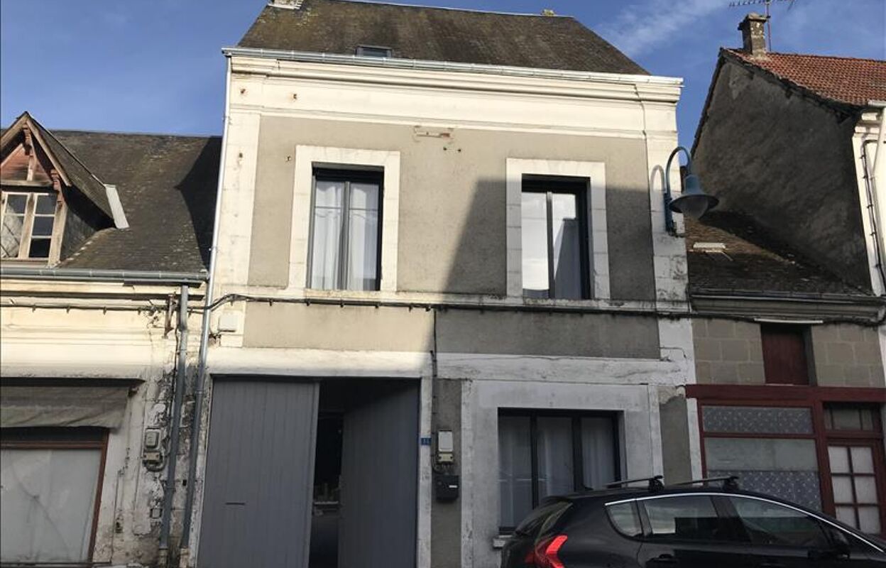 maison 4 pièces 81 m2 à vendre à Saint-Flovier (37600)