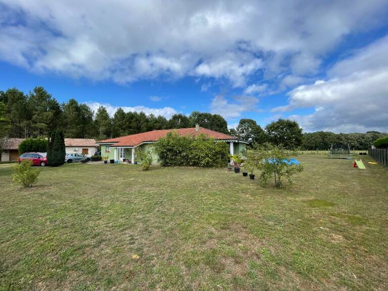 VENTE d'une maison T5 (166 m²) à SARBAZAN — photo 1