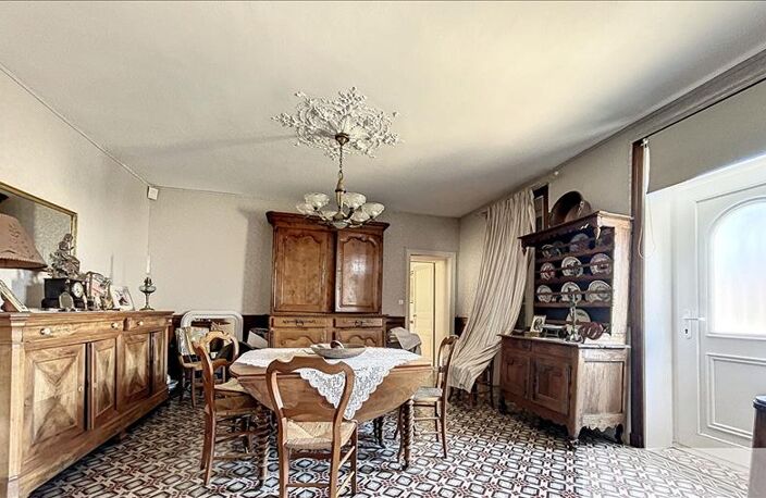 Maison en pierre de 8 pièces principales — photo 3