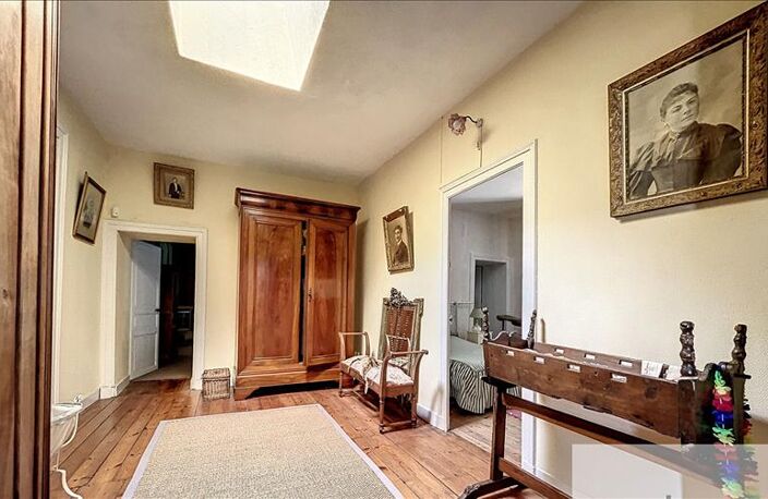 Maison en pierre de 8 pièces principales — photo 5