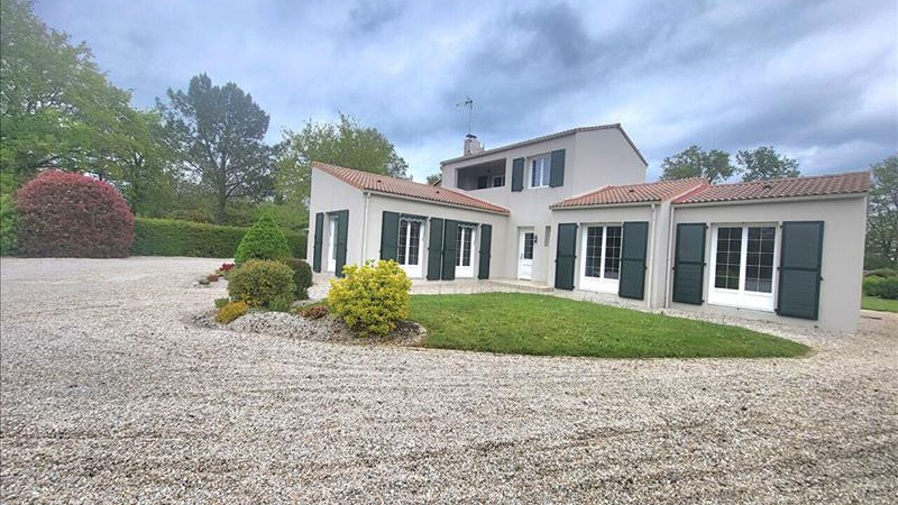 maison 5 pièces 148 m2 à vendre à Le Poiré-sur-Vie (85170)