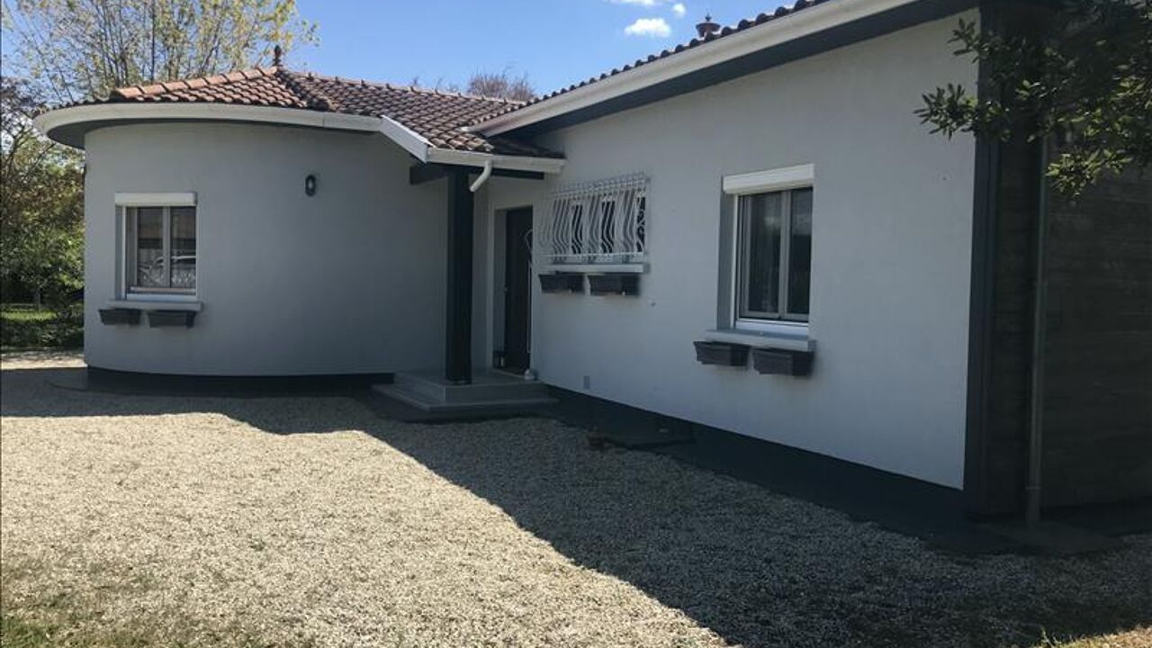 maison 6 pièces 170 m2 à vendre à Saint-Vivien-de-Médoc (33590)