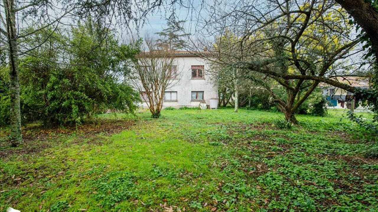 maison 6 pièces 131 m2 à vendre à Lesparre-Médoc (33340)