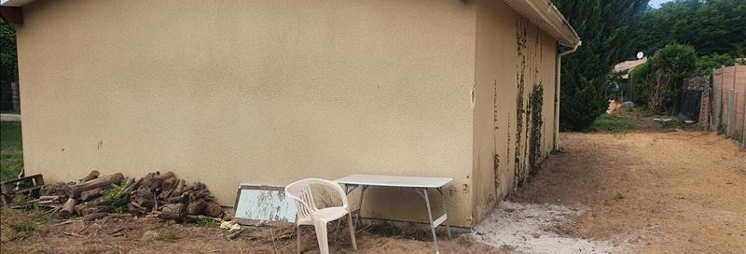 Immeuble   m² à vendre à Lesparre-Médoc (33340)