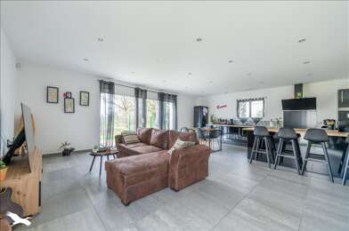 Maison 4 pièces 396680 €