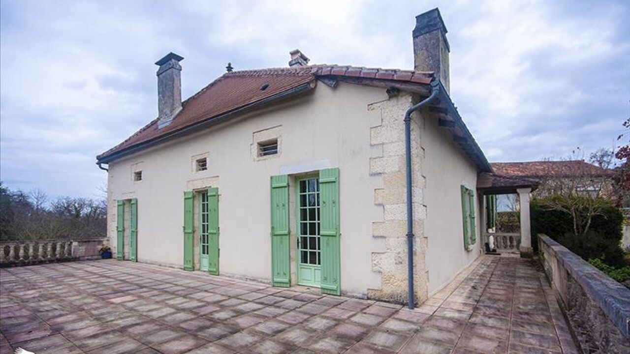 maison 7 pièces 308 m2 à vendre à Paussac-Et-Saint-Vivien (24310)