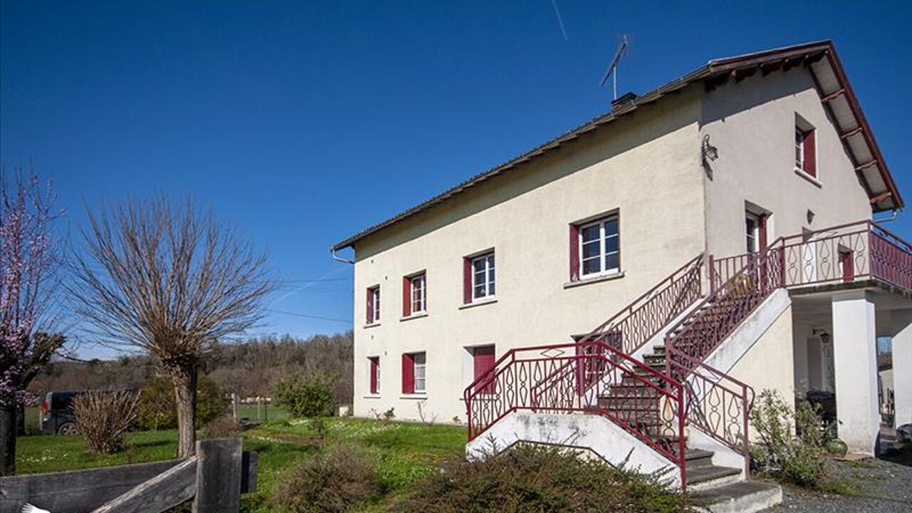 maison 10 pièces 274 m2 à vendre à La Chapelle-Faucher (24530)