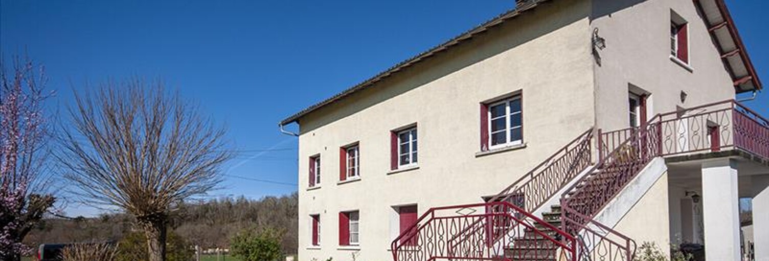 Maison 10 Pièces 274 m² à vendre à La Chapelle-Faucher (24530)