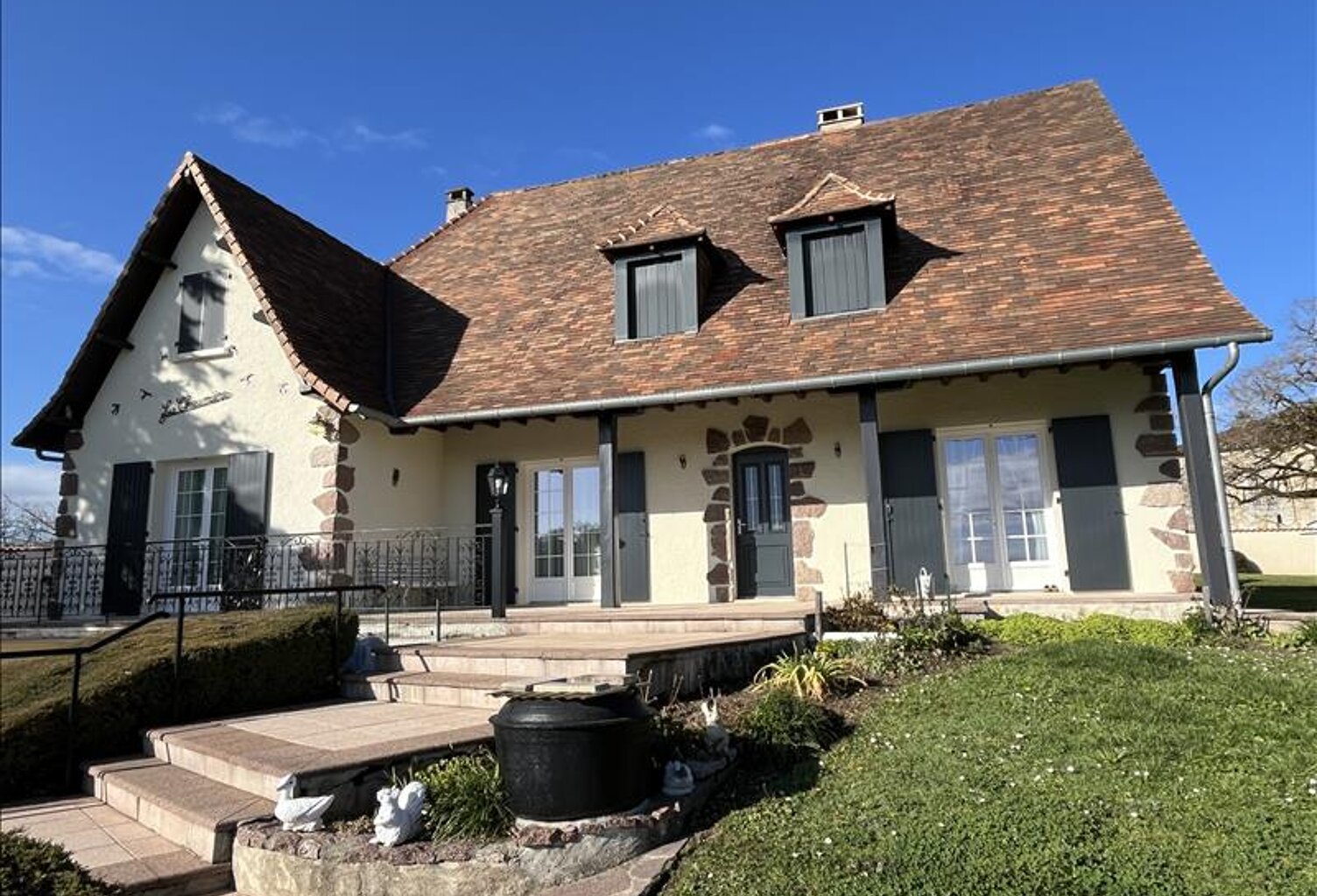 Périgourdine de 7 pièces principales — photo 1