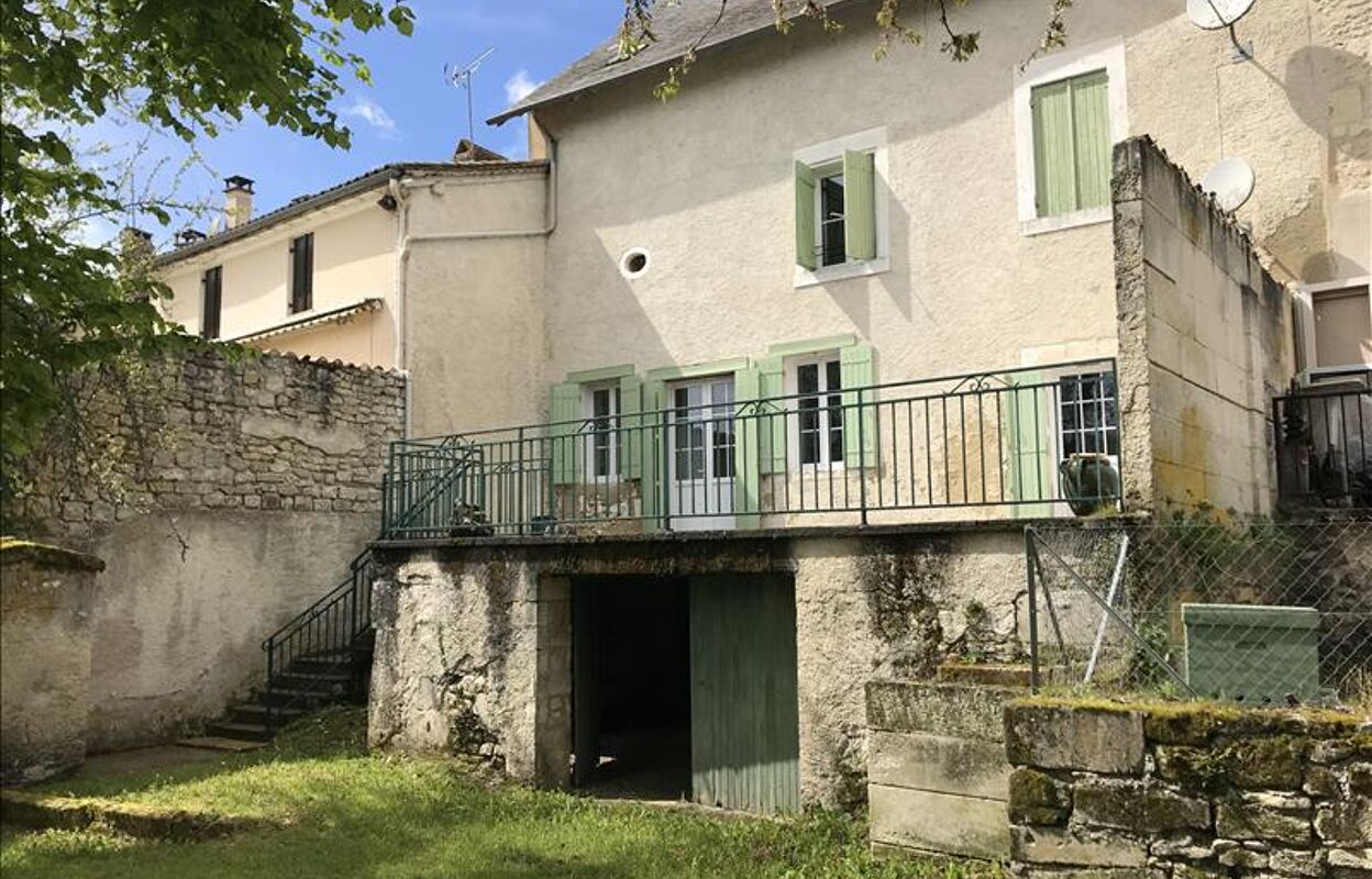 maison 6 pièces 146 m2 à vendre à Paussac-Et-Saint-Vivien (24310)