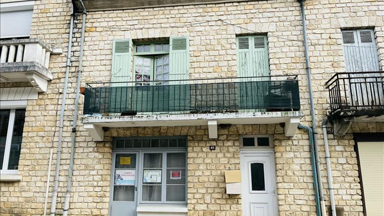 immeuble  pièces  m2 à vendre à Rouffignac-Saint-Cernin-de-Reilhac (24580)