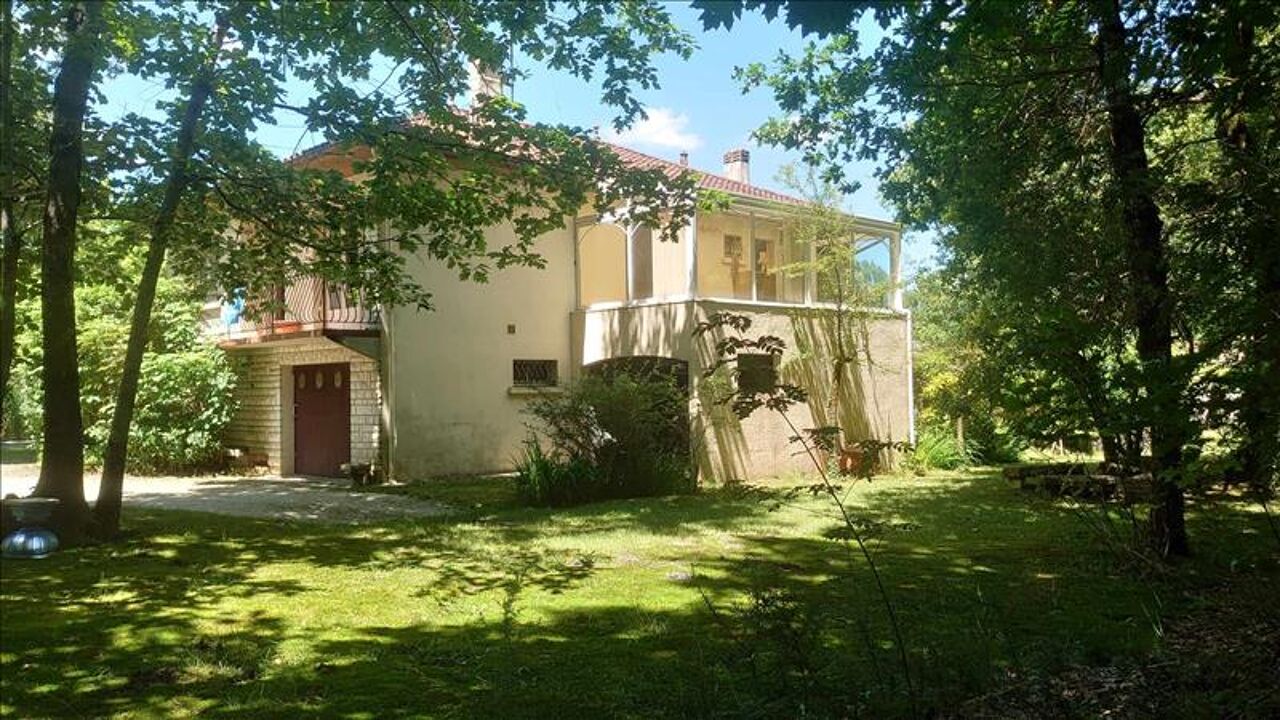 maison 6 pièces 98 m2 à vendre à Le Pian-Médoc (33290)