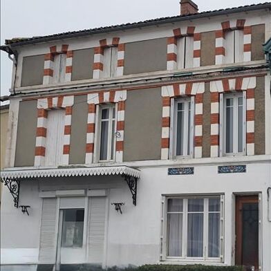 Maison 8 pièces 205 m²