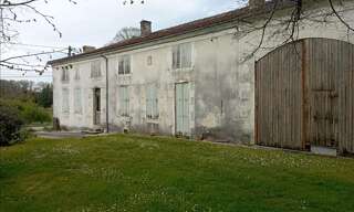 Maison 6 Pièces 207 m² à vendre à Jonzac (17500)