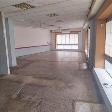 Immeuble  223650 €