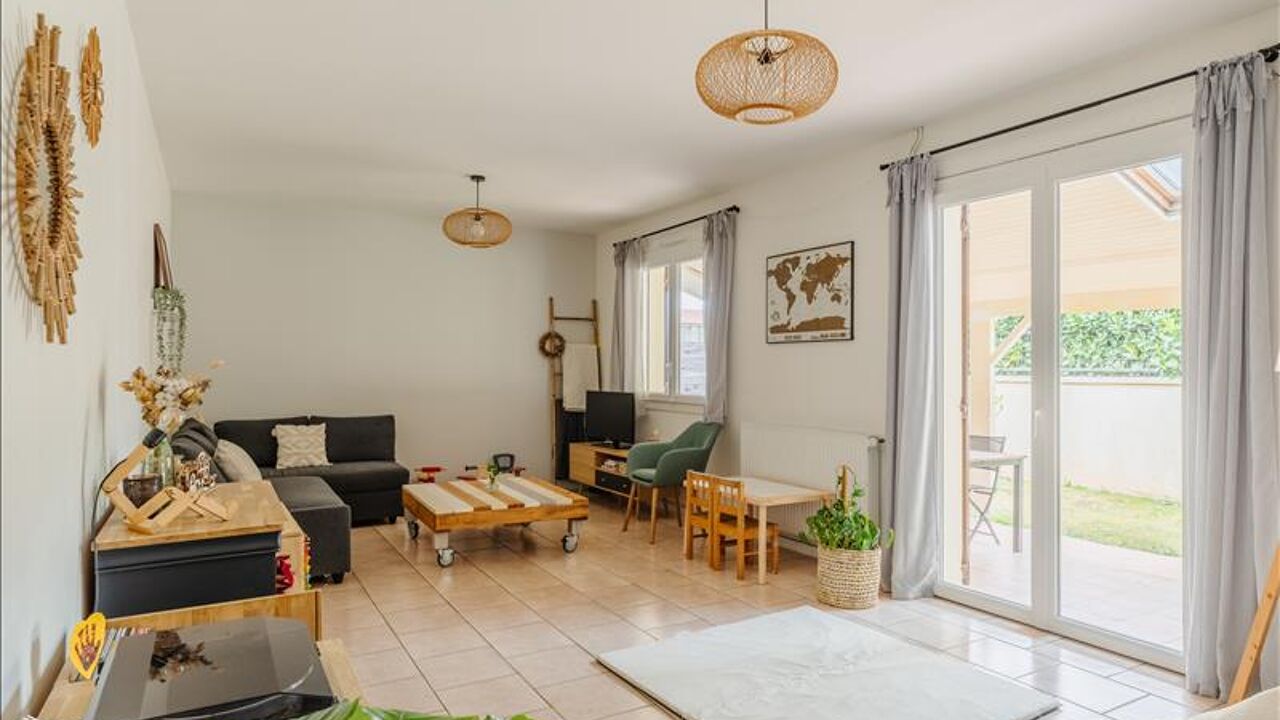 maison 4 pièces 90 m2 à vendre à Castres-Gironde (33640)