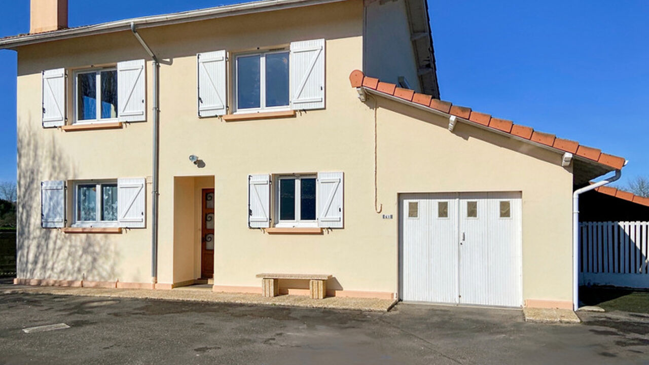 maison 5 pièces 122 m2 à vendre à Aire-sur-l'Adour (40800)
